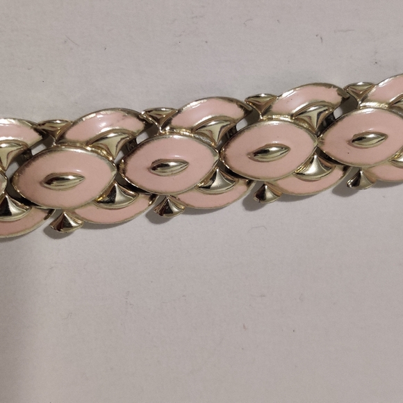 Coro Craft Enamel Bracelet - Picture 4 of 12